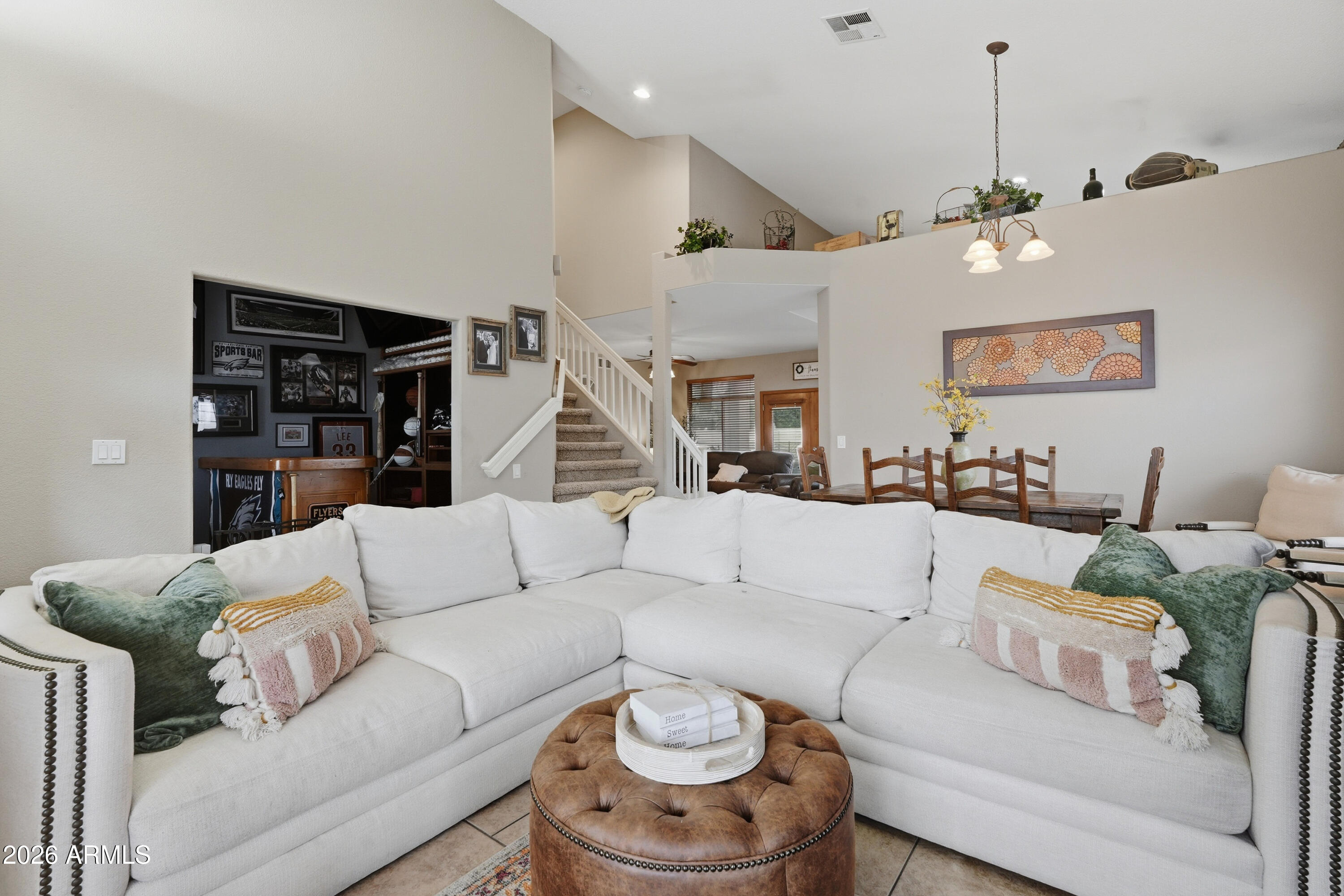 2570 W SHANNON Court