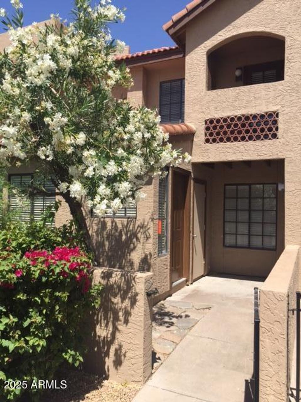 Photo of 8625 E Belleview Pl Place #1125, Scottsdale, AZ 85257 (MLS # 6943470)