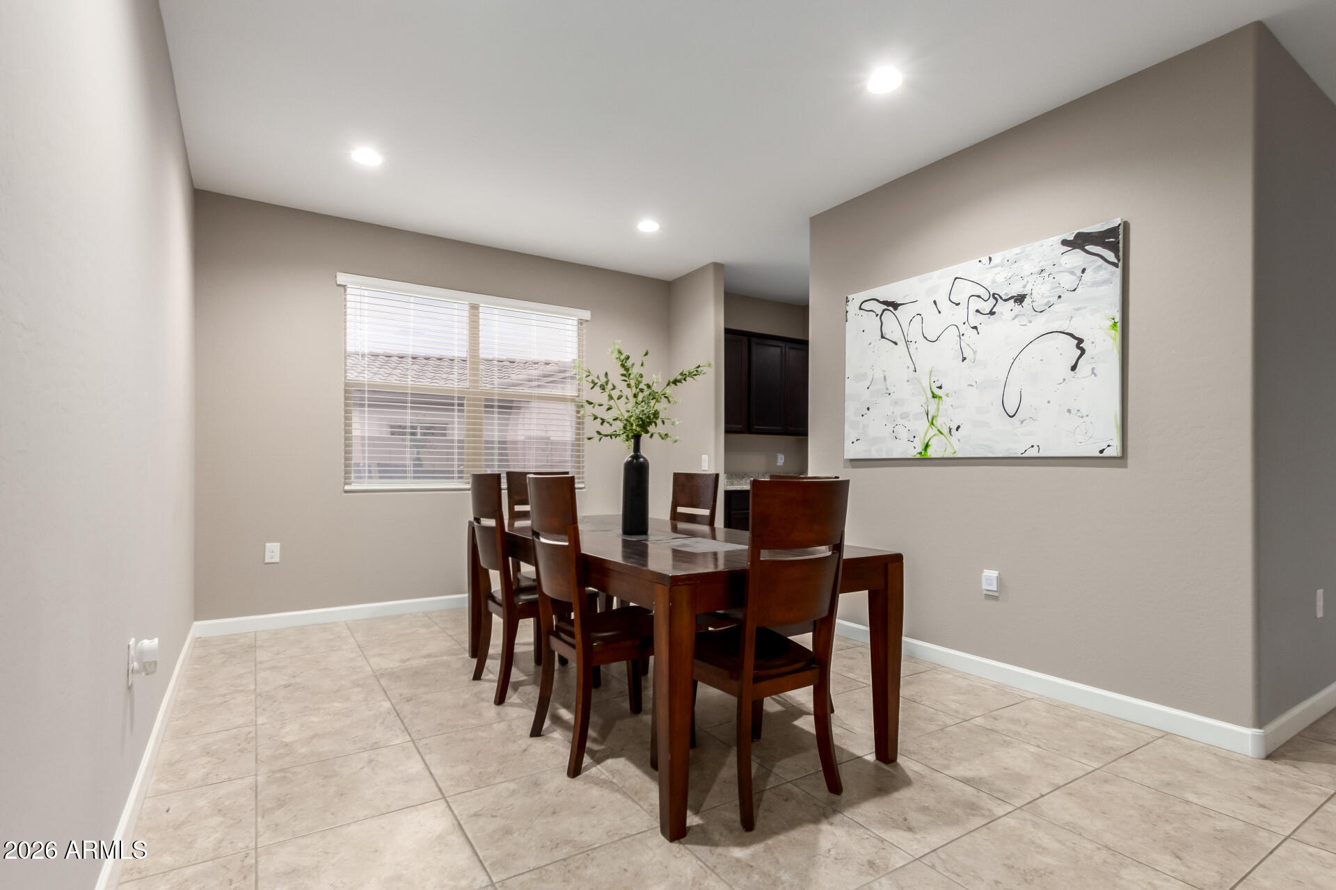 29516 W WHITTON Avenue