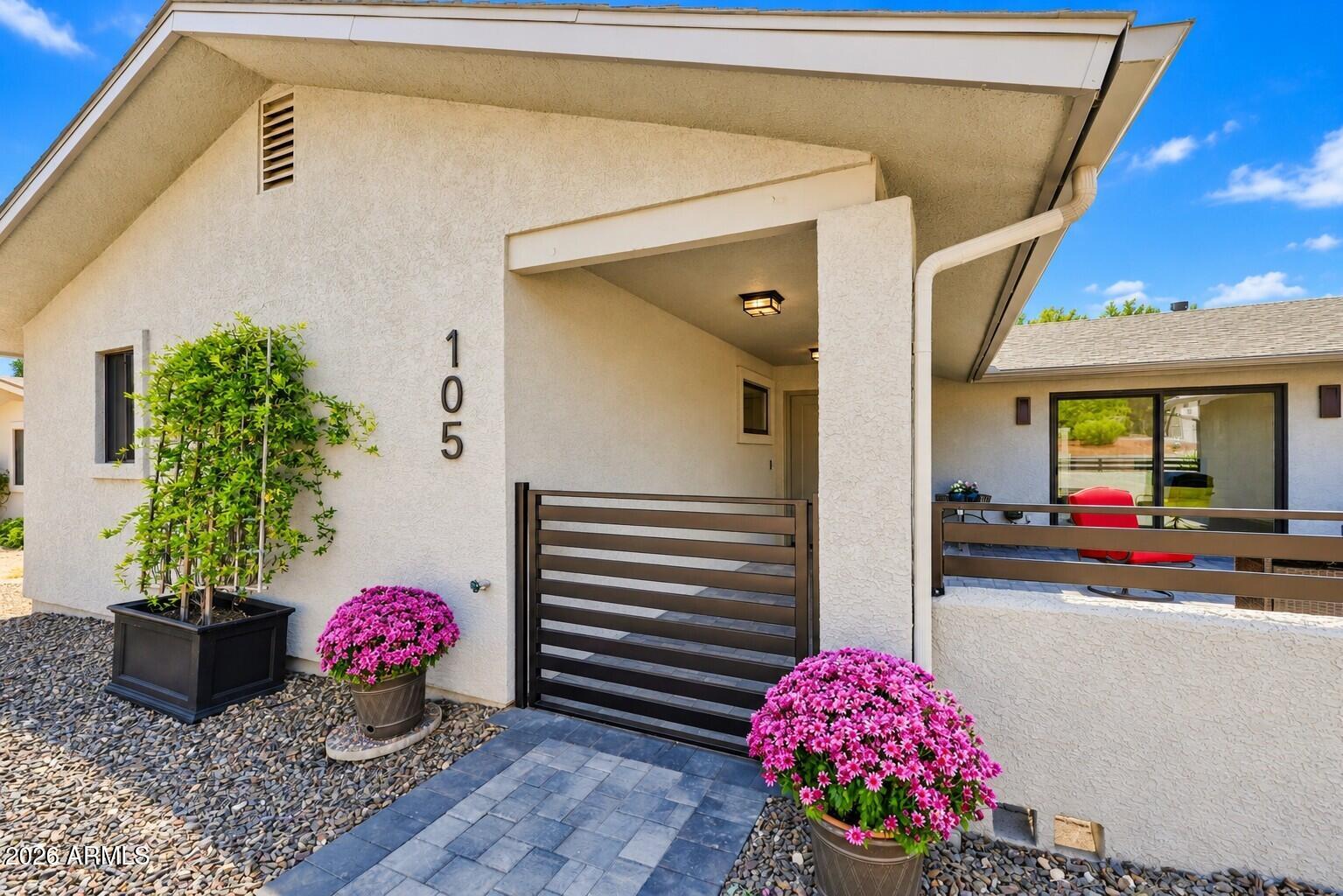105 YUCCA Street