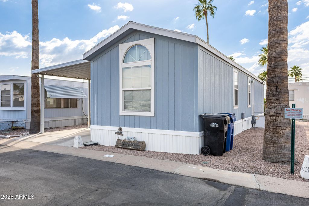 Photo of 7807 E Main Street #E-38, Mesa, AZ 85207 (MLS # 6996932)
