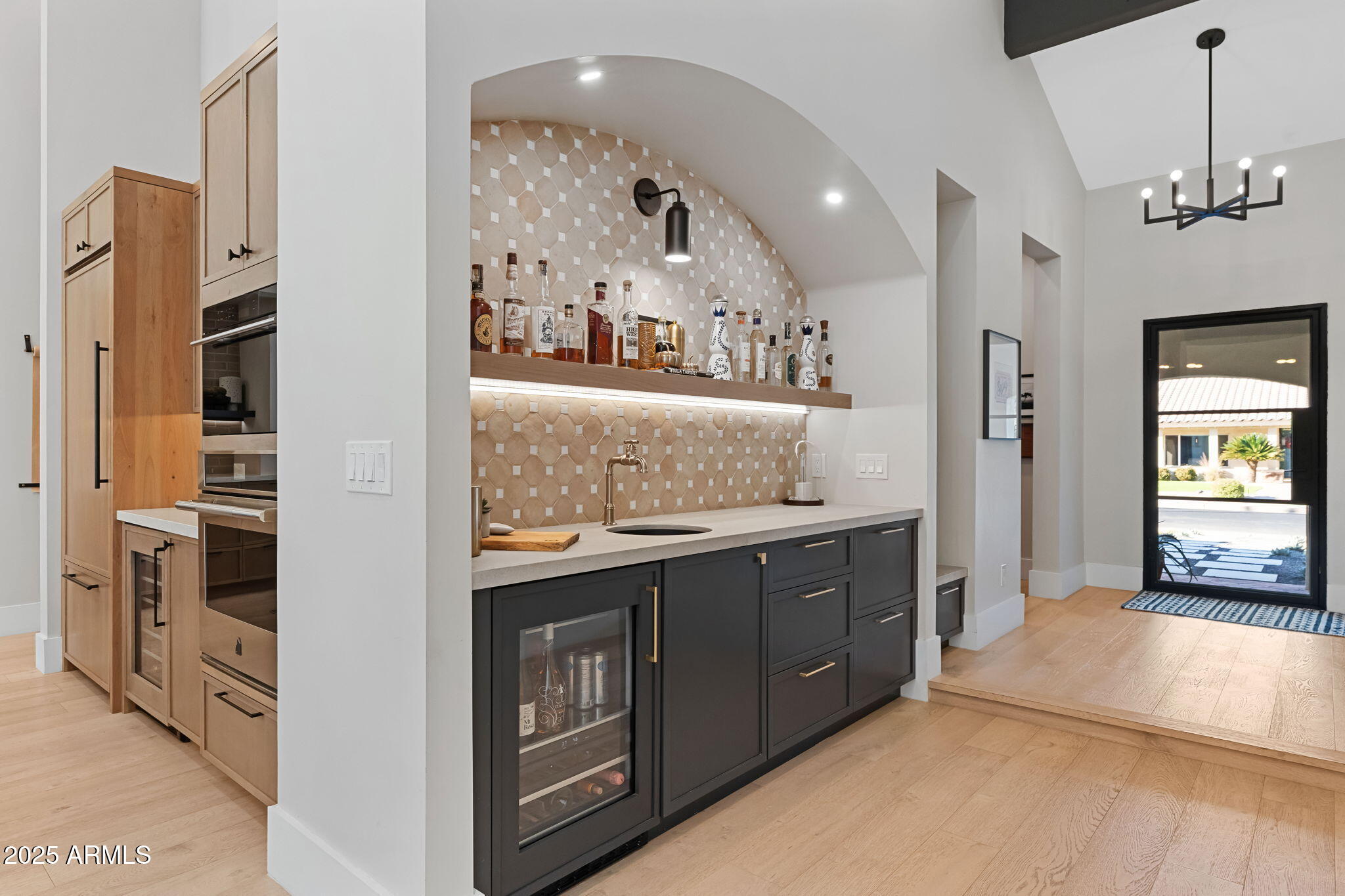 7067 N VIA DE LOS NINOS --