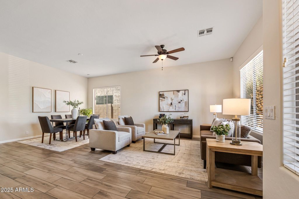 Photo of 1699 E Hearne Way, Gilbert, AZ 85234 (MLS # 6913818)