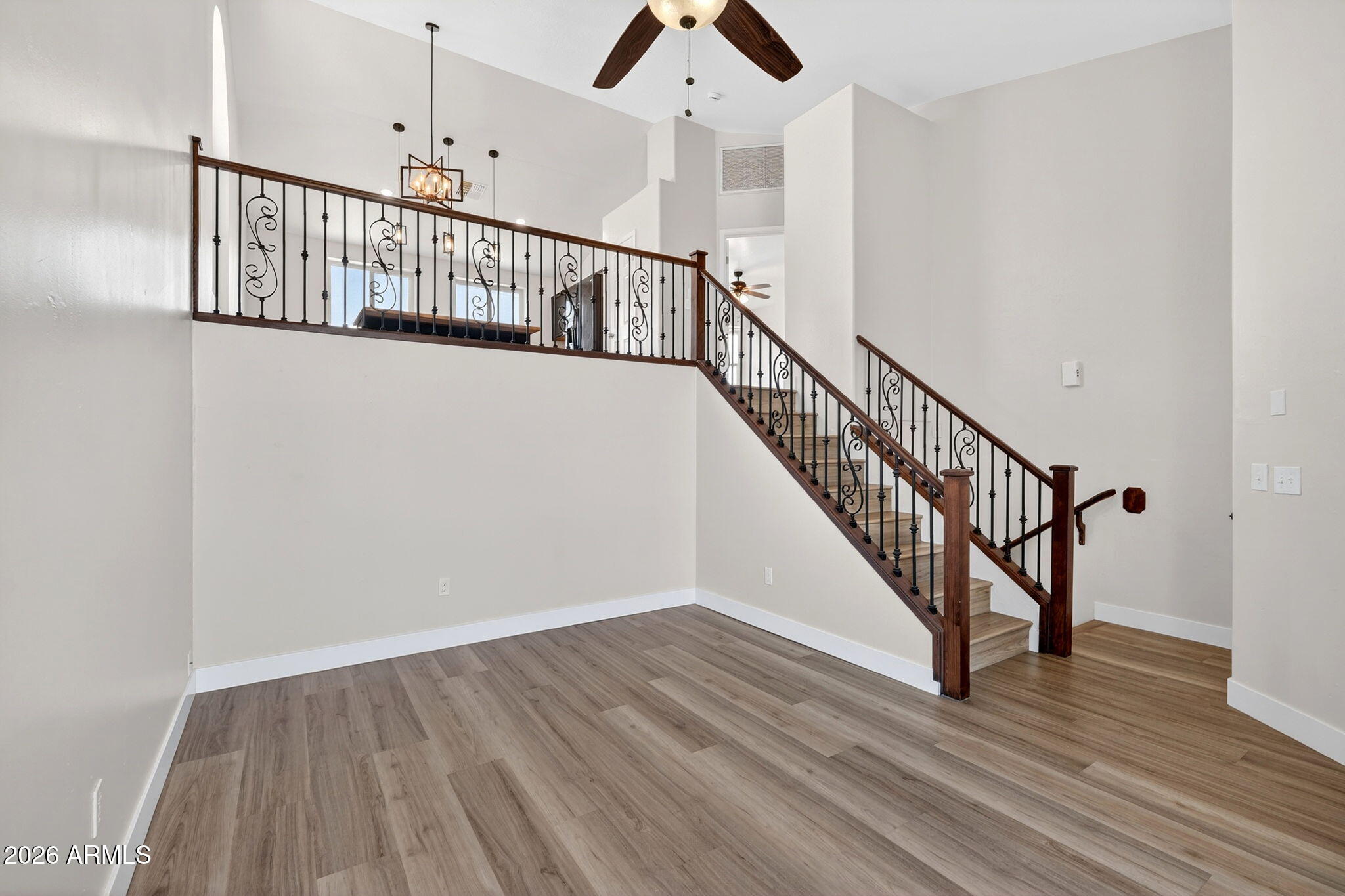 1417 E MINERAL Road