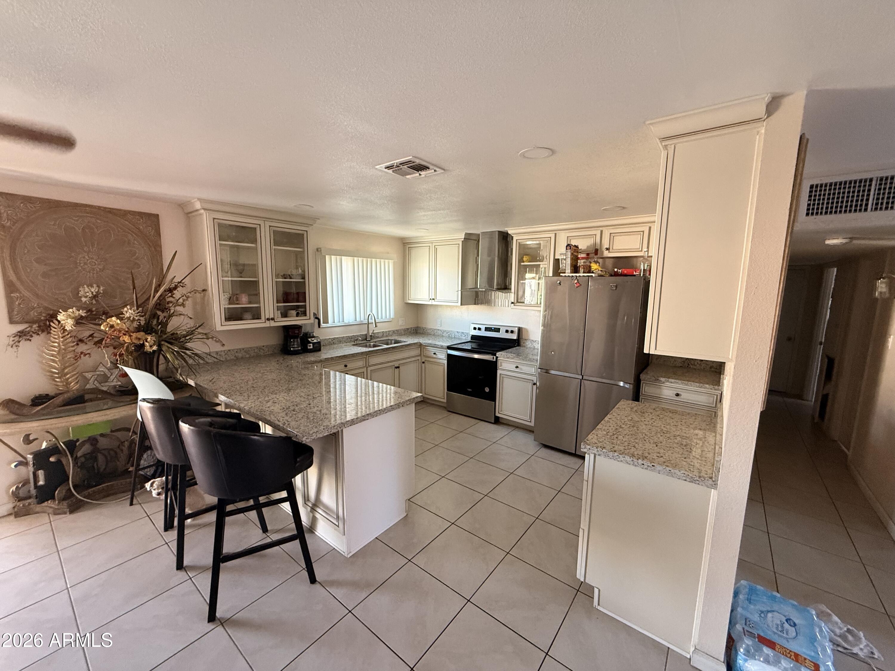 8219 W PICCADILLY Road