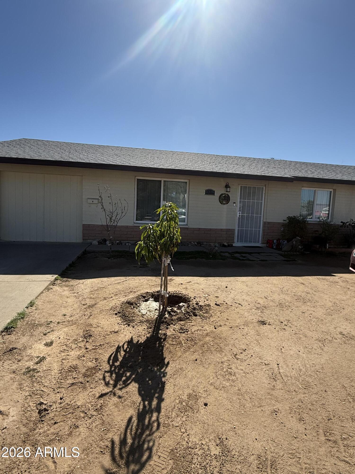 8219 W PICCADILLY Road