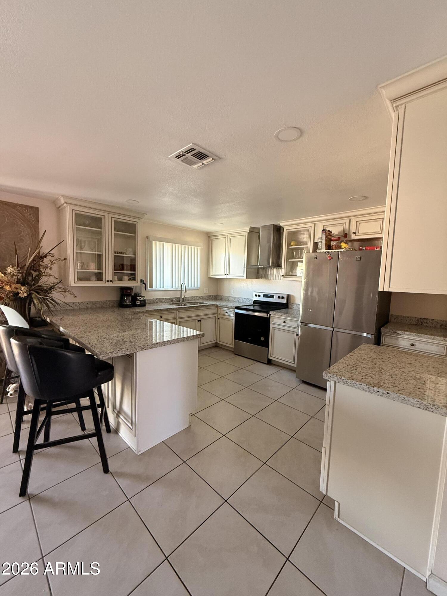 8219 W PICCADILLY Road