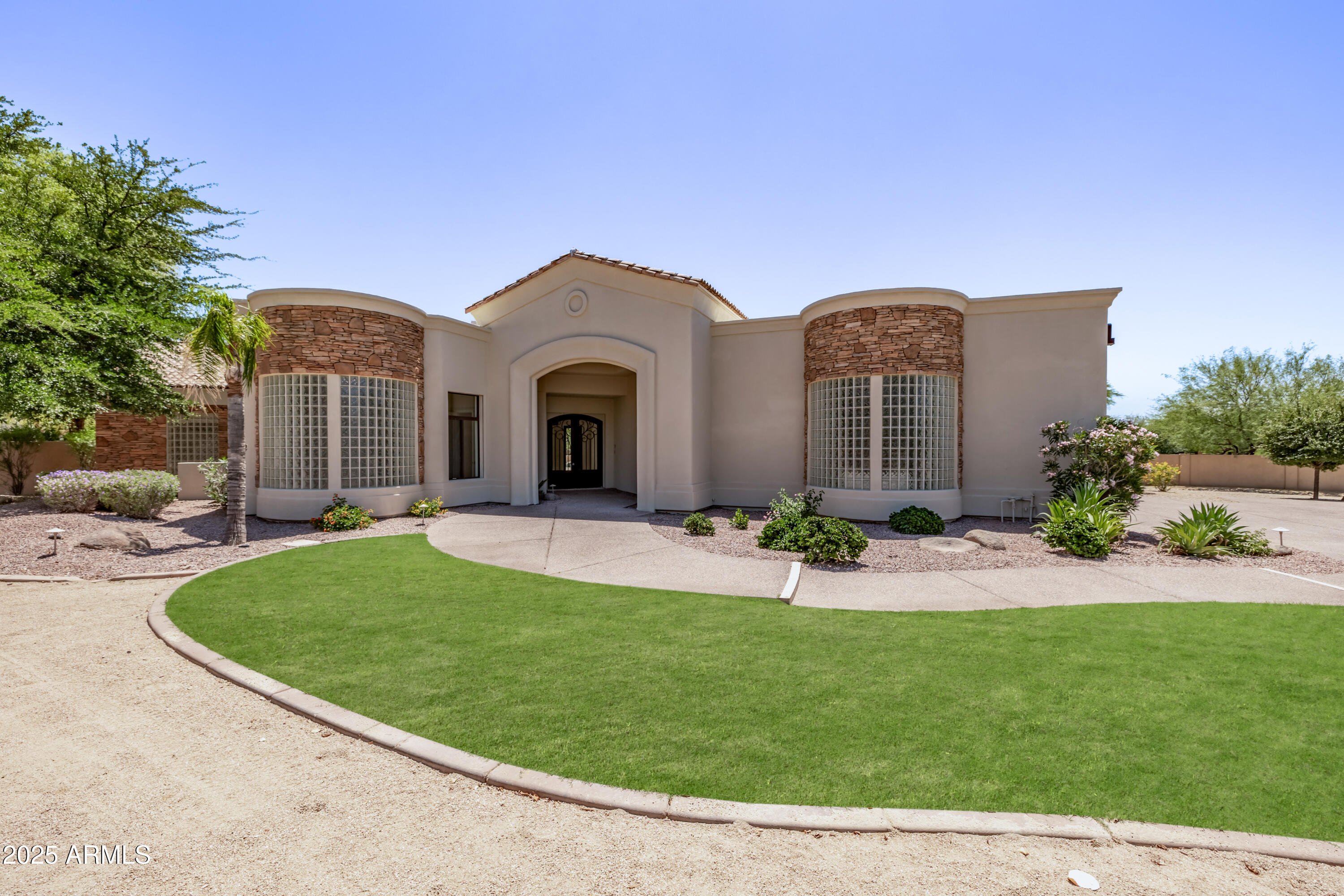 10877 E IRONWOOD Drive