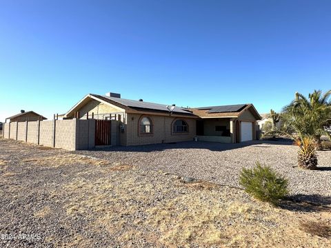 A home in Arizona City