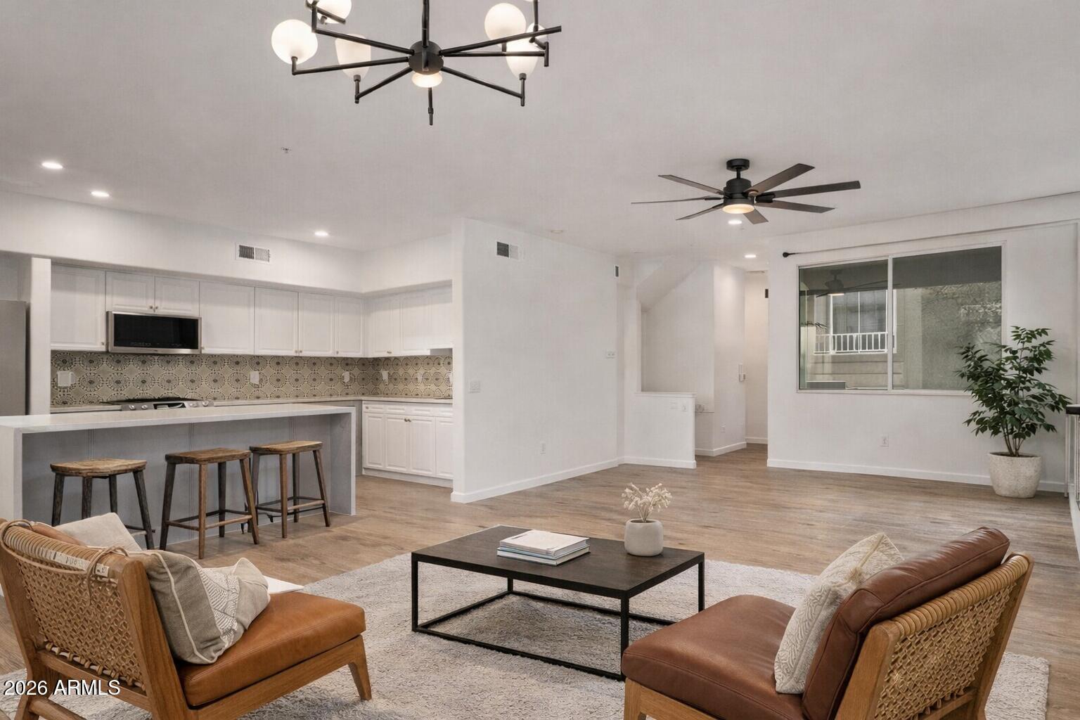 1920 E BELL Road 1187