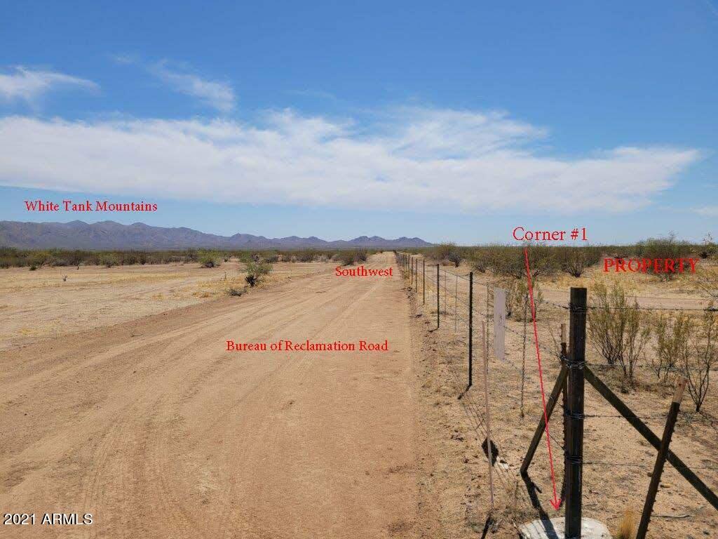 0 W Happy Valley Road -- -