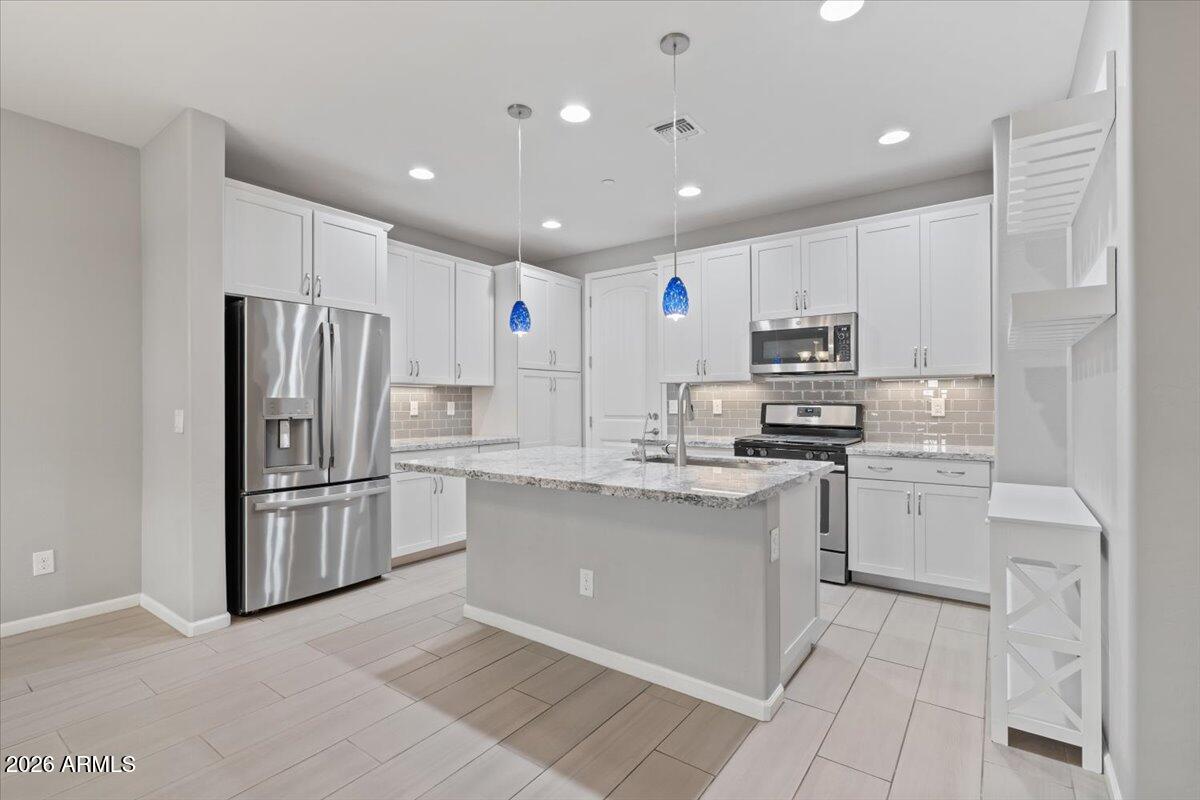 Properties 4 2477 W MARKET Place 27