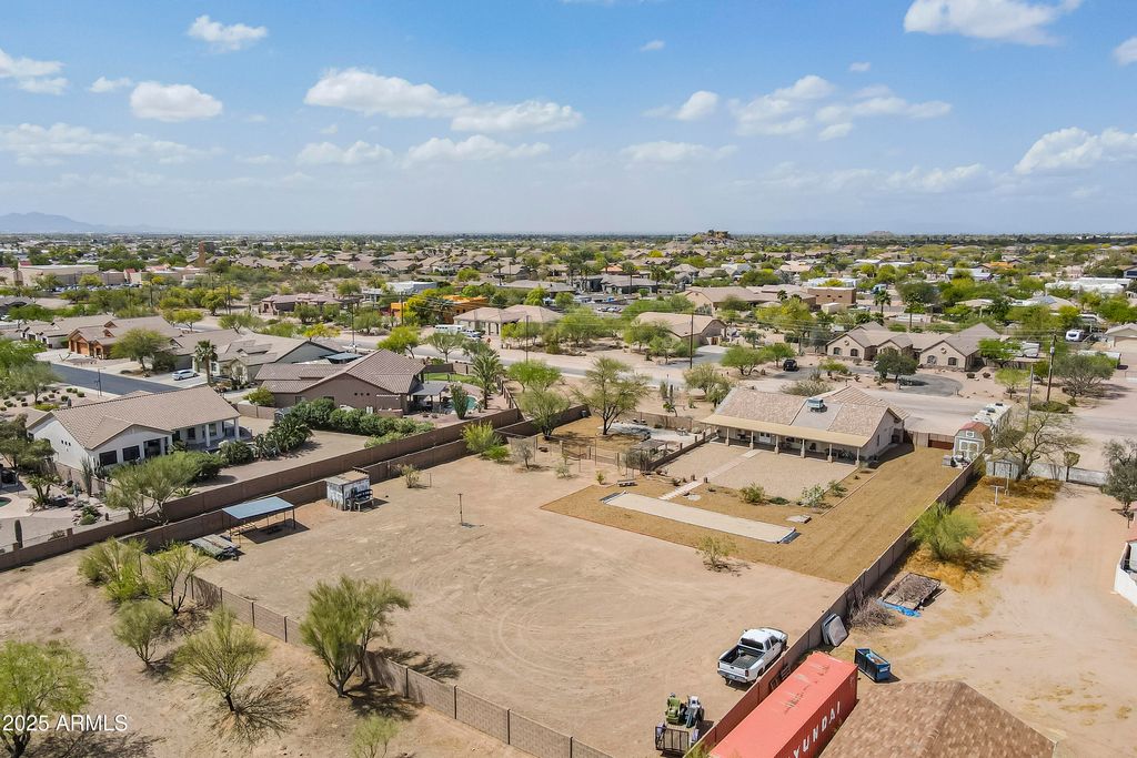 listing image 80