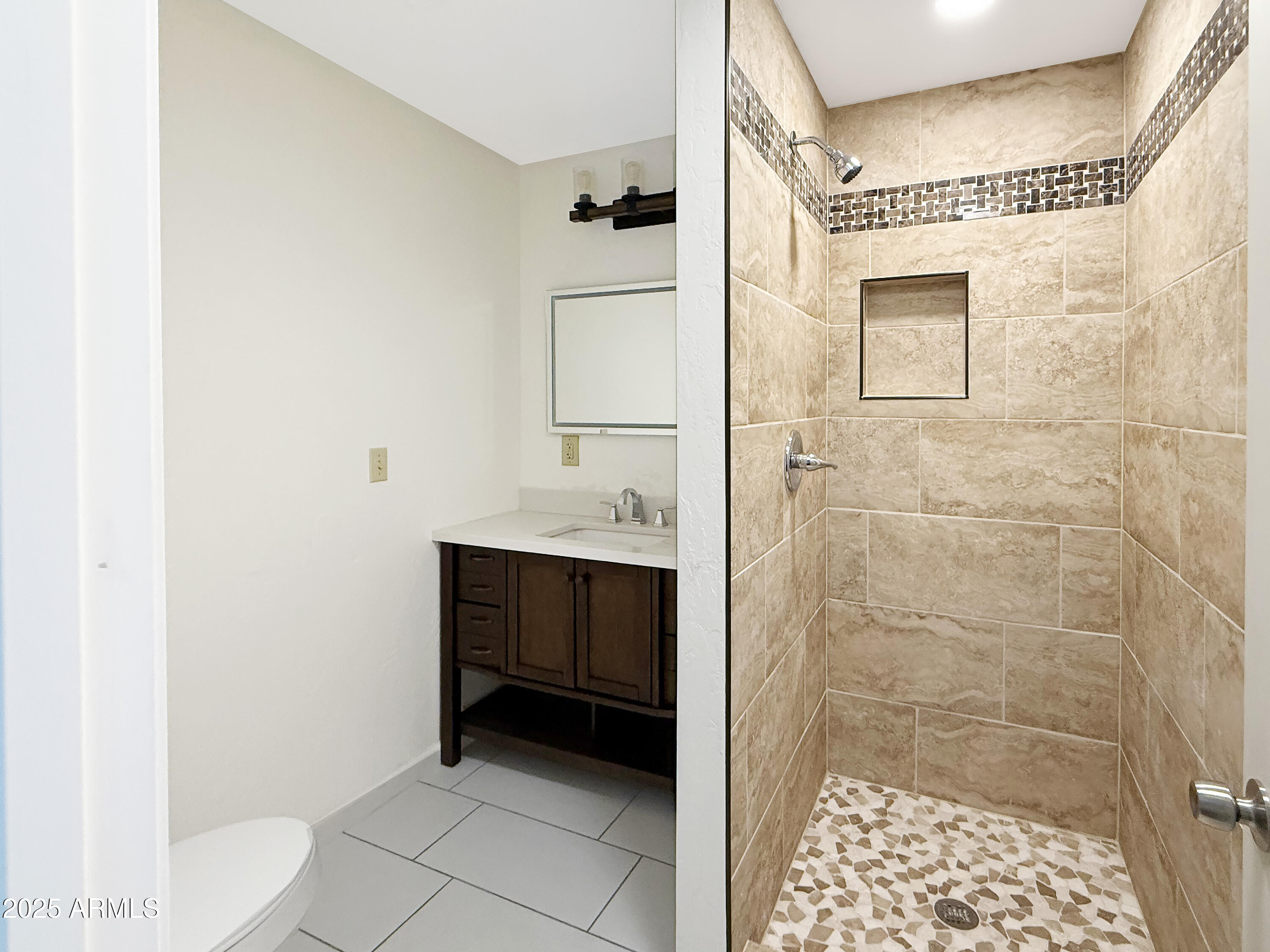 217 W FAIRHAVEN Road W