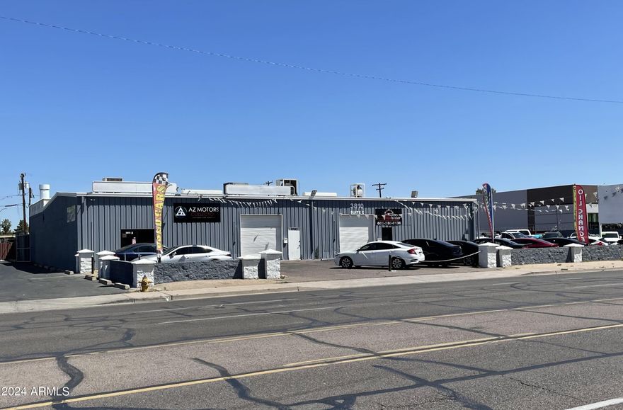 C3 ZONED 6500 SF COMMERCIAL BUILDING LOCATED ON VAN BUREN ST.  CURRENTLY AUTO DEALERSHIP WITH 4 BAY DOORS, SHOWROOM AND 36 PARKING SPACES.  BUYER TO VERIFY ALL INFORMATION AND MEASUREMENTS..  DO NOT DISTURB TENANTS.
