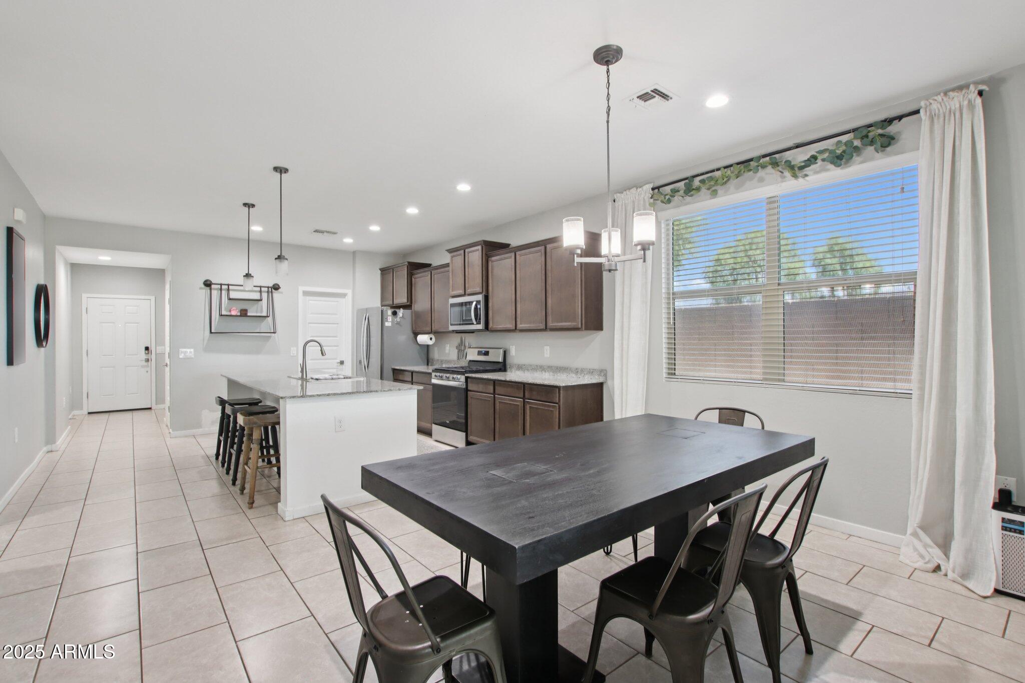 393 W TENIA Trail