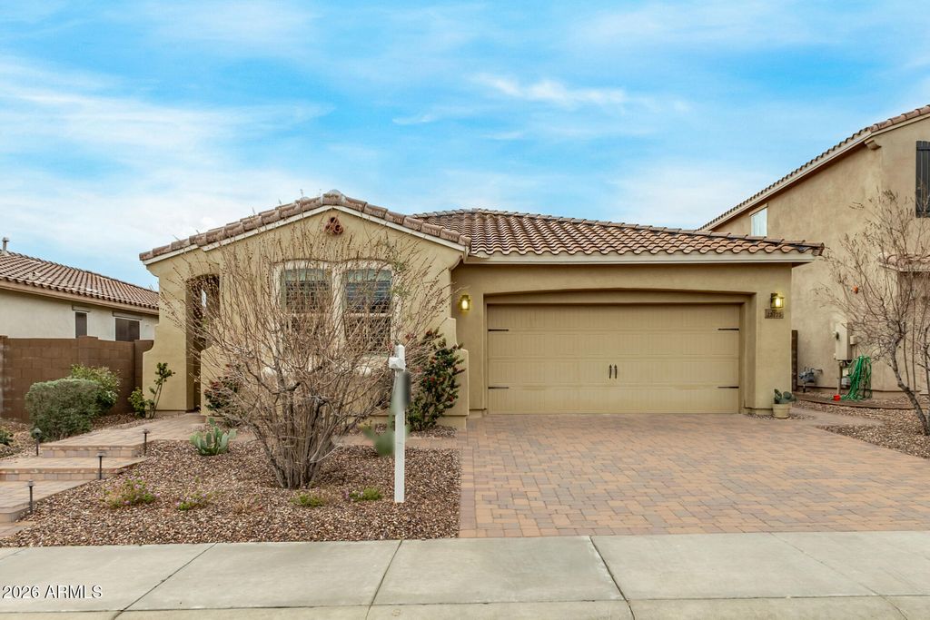 Photo of 13735 W Amaranth Street, Peoria, AZ 85383 (MLS # 6987573)