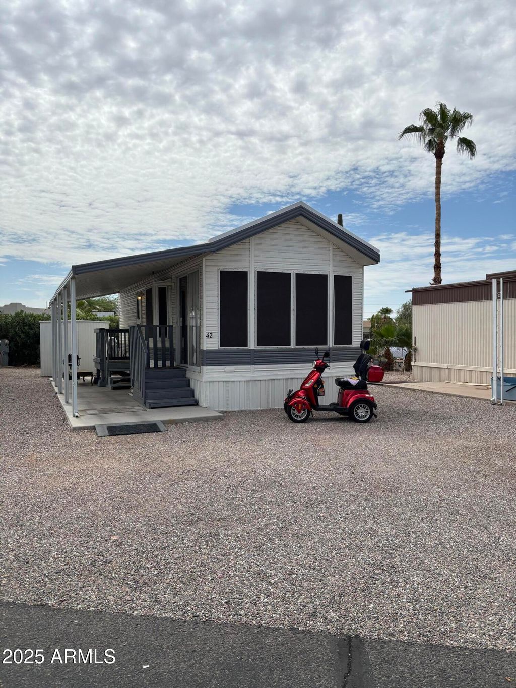 Photo of 1150 N Delaware Drive #42, Apache Junction, AZ 85120 (MLS # 6915659)