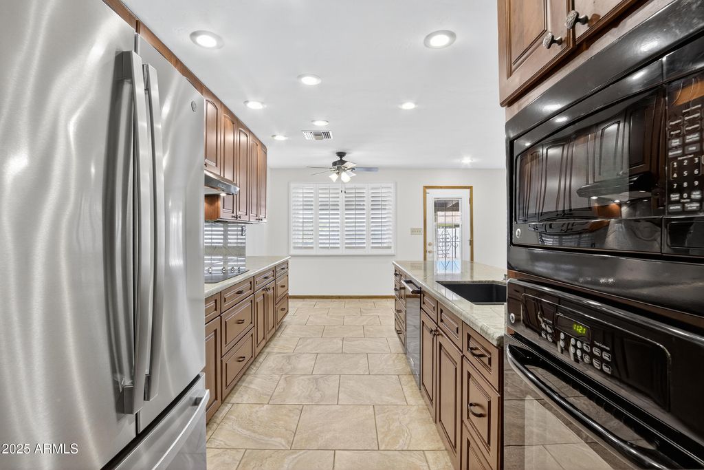 Photo of 1216 E Wesleyan Drive, Tempe, AZ 85282 (MLS # 6907396)
