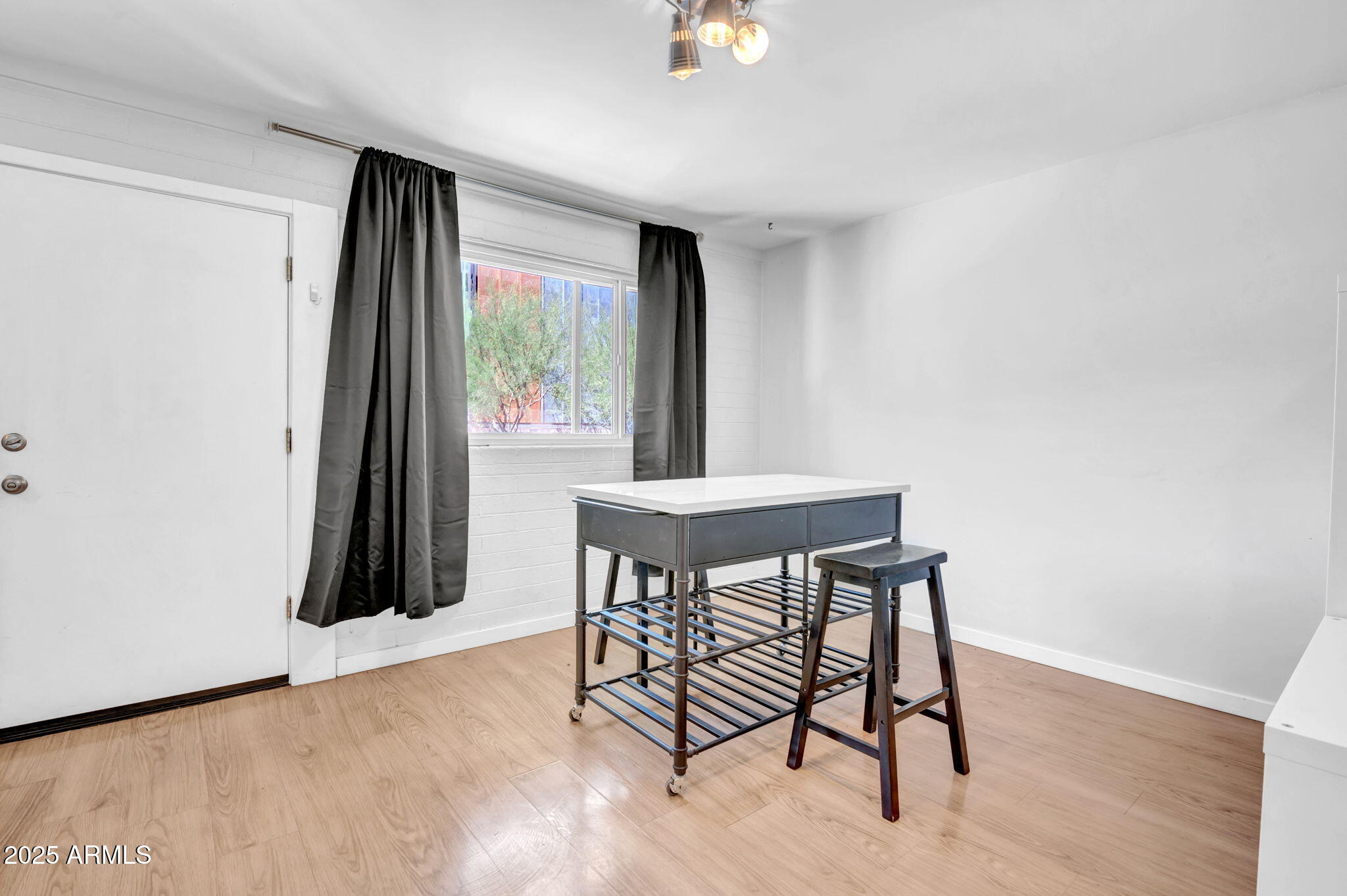 821 N 3rd Street Apt 9