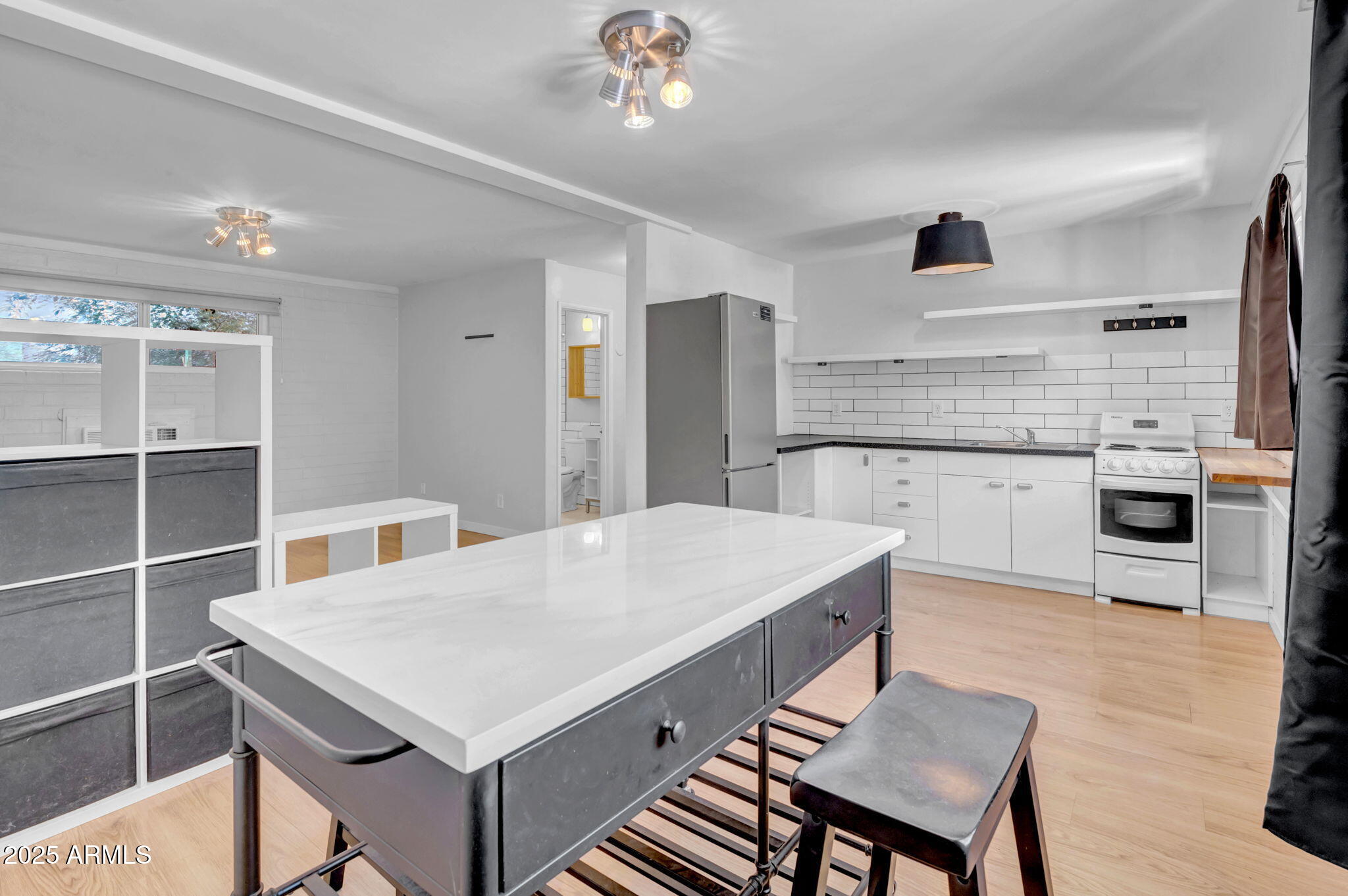 821 N 3rd Street Apt 9