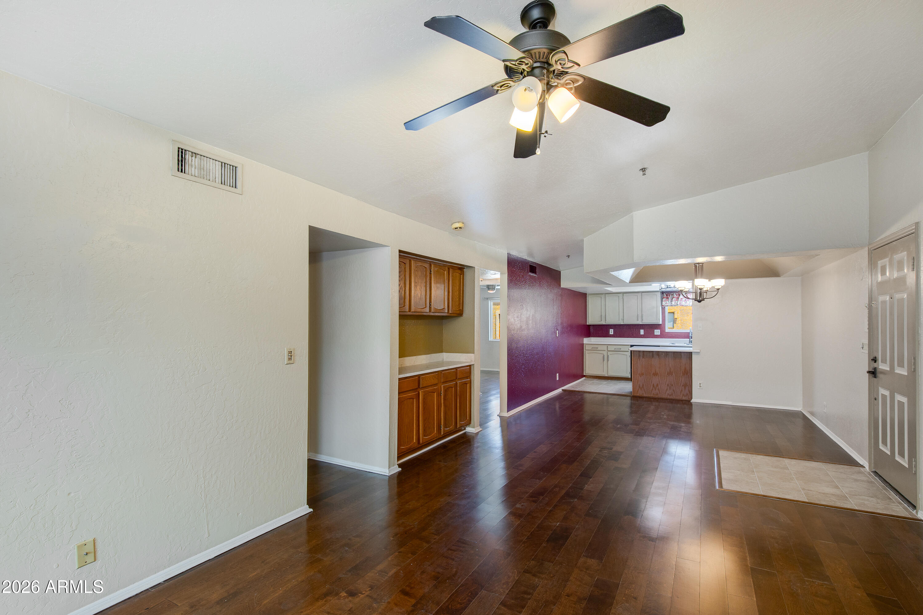 3031 N Civic Center Plaza 336