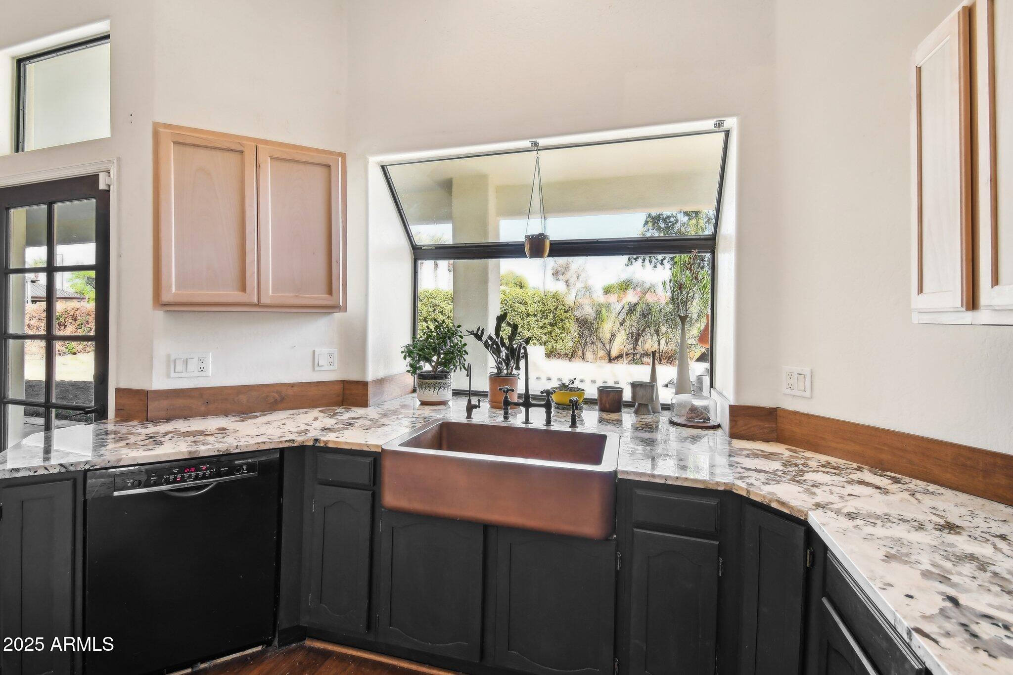 5582 W ASTER Drive