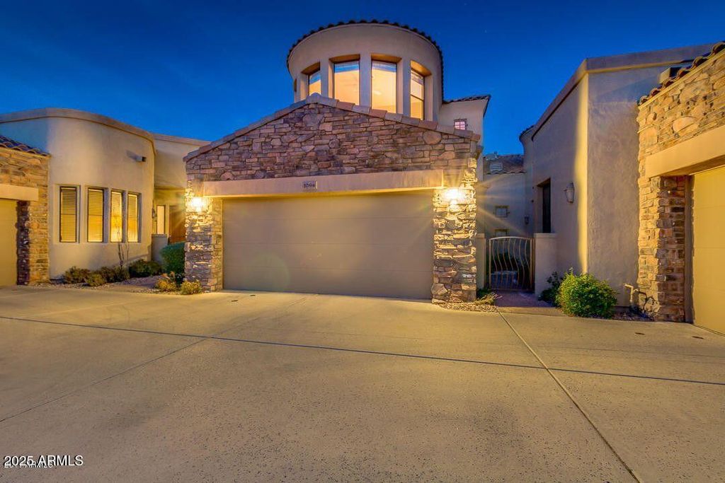 Photo of 7445 E Eagle Crest Drive #1094, Mesa, AZ 85207 (MLS # 6926931)