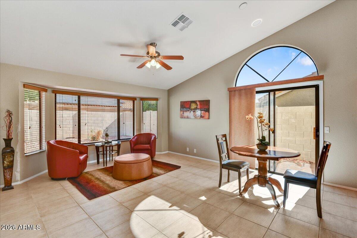 9240 W SIERRA PINTA Drive