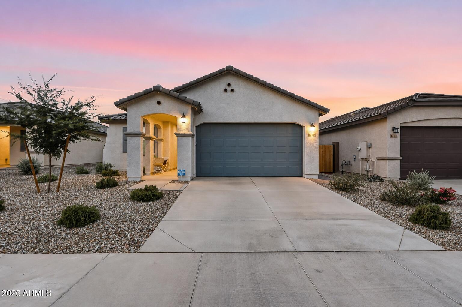 17310 W SMOKETREE Drive