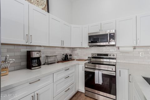 1880 E WINGED FOOT Drive Chandler AZ 85249