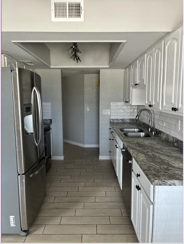 2454 E Javelina Avenue