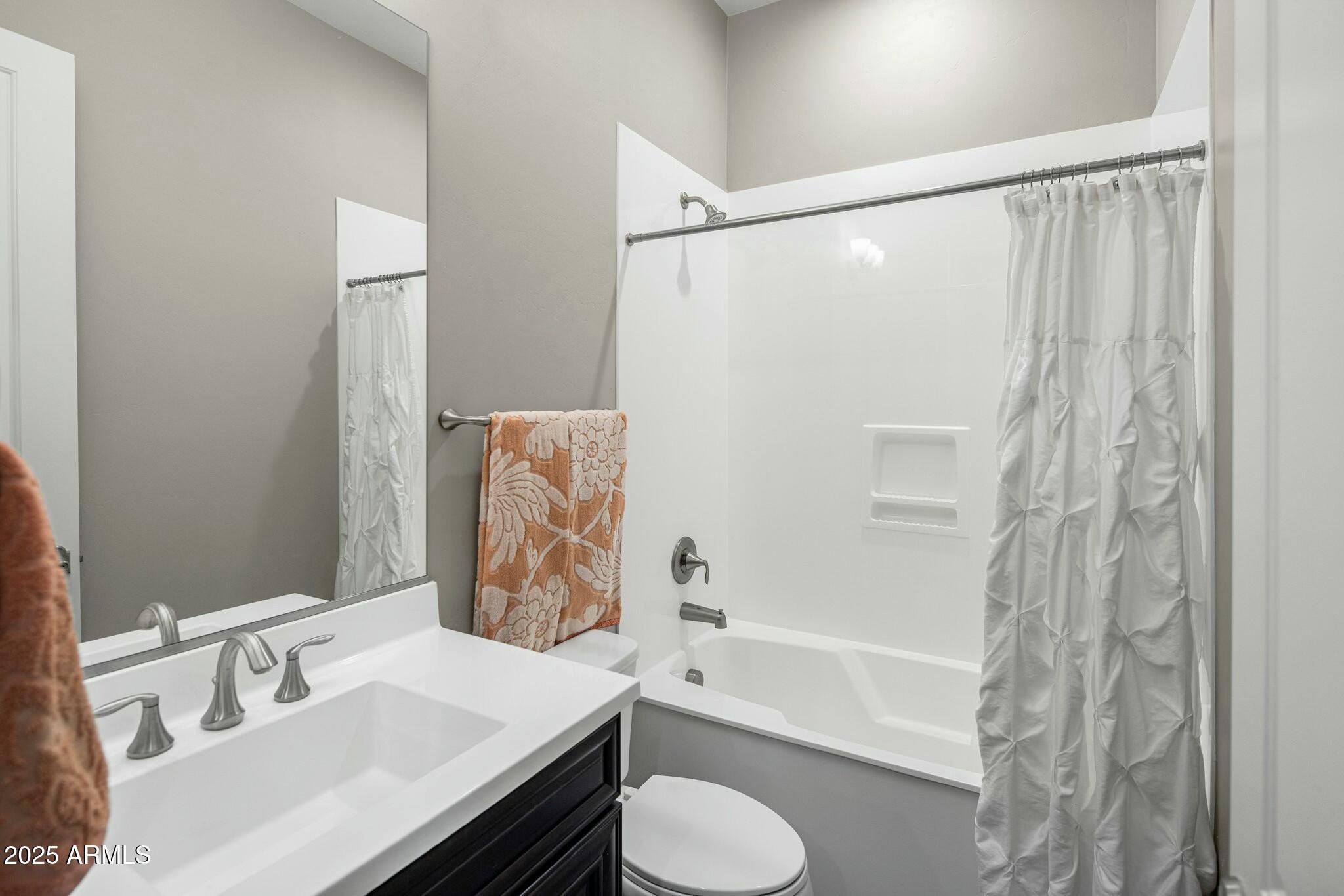LEGACY AT FREEMAN FARMS AMD - Residential