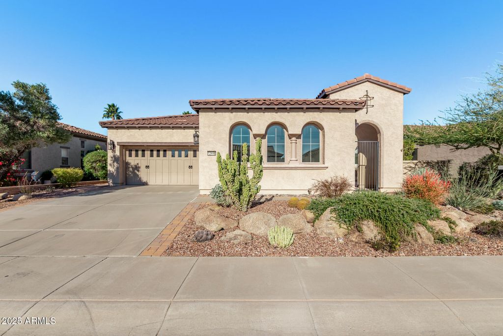 Photo of 12446 W Bajada Road, Peoria, AZ 85383 (MLS # 6958615)