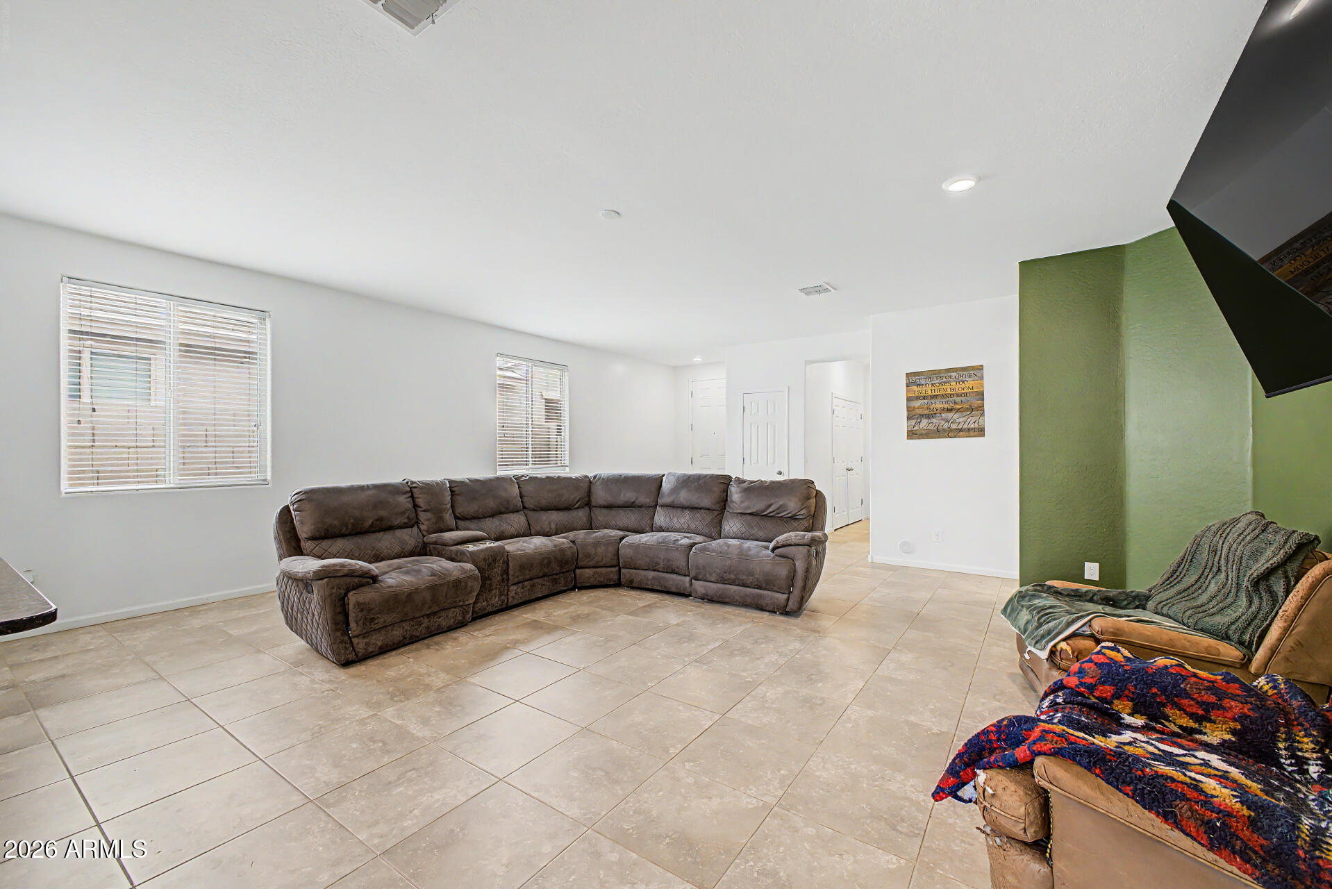 3514 E COWBOY COVE Trail