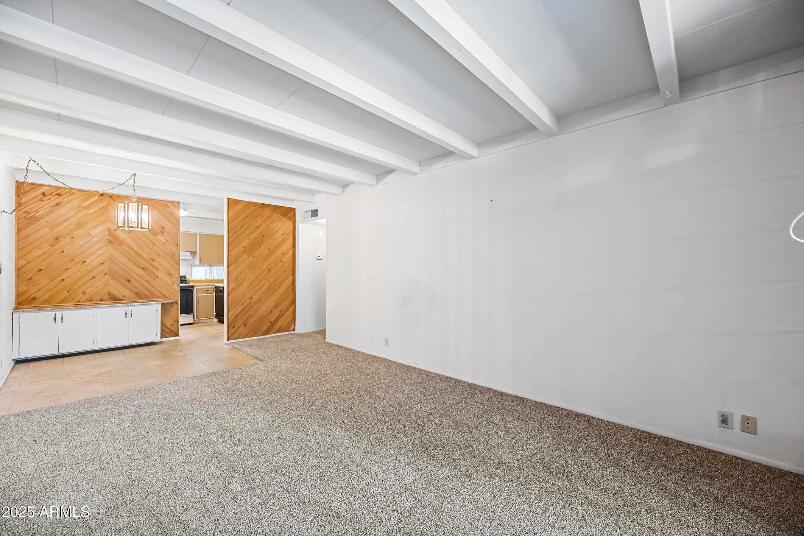 1101 E BETHANY HOME Road 8