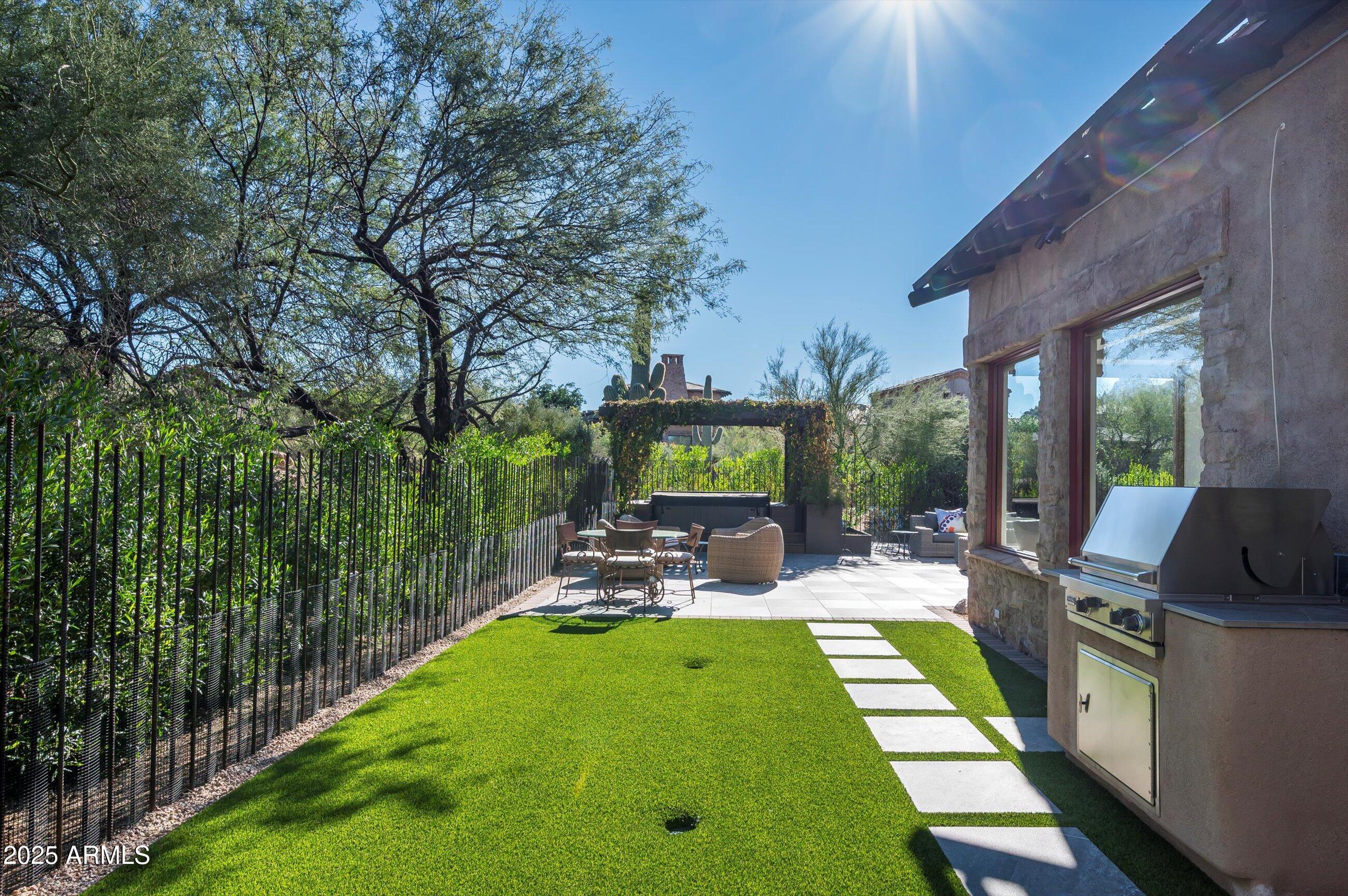 Estancia - Residential