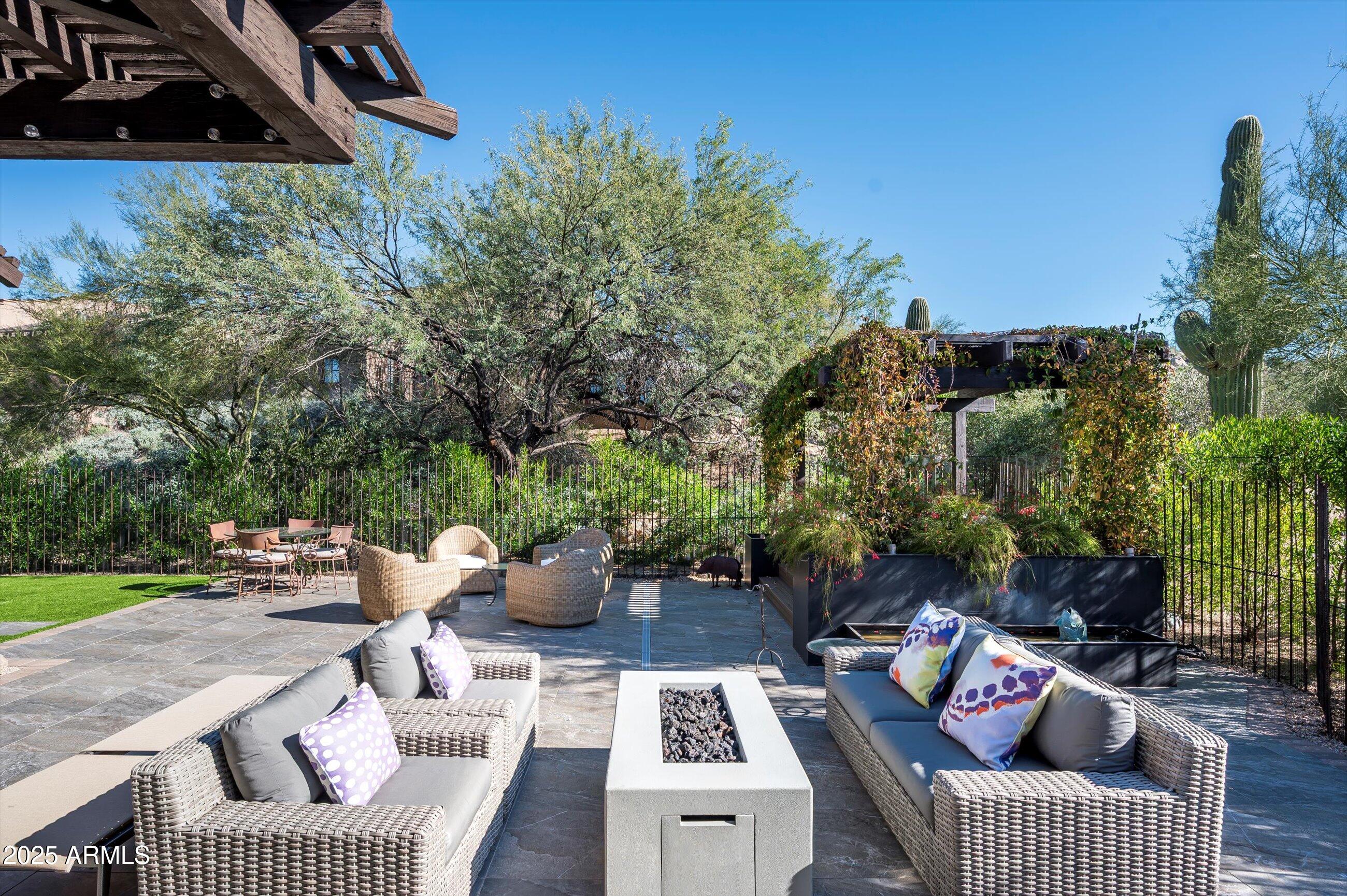 Estancia - Residential