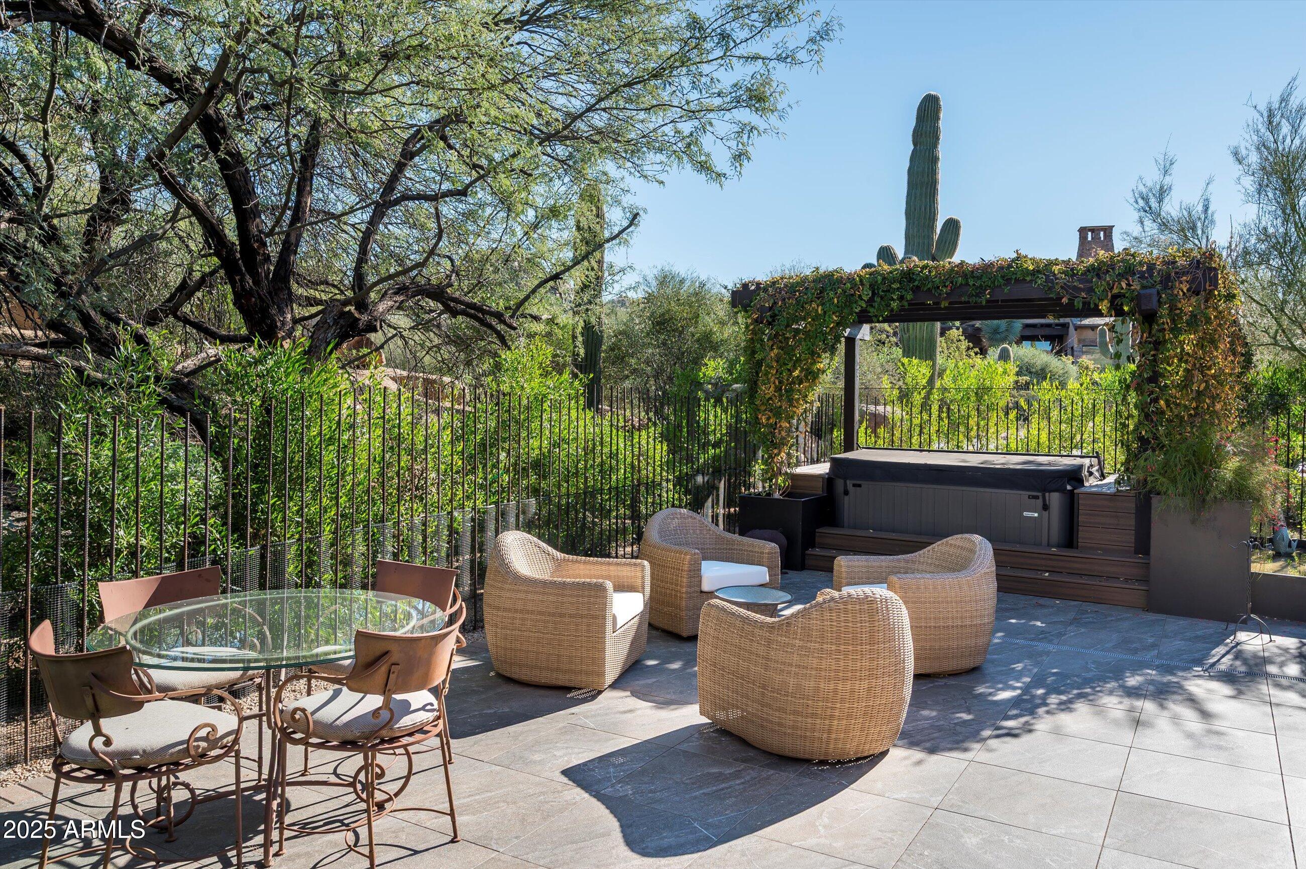 Estancia - Residential