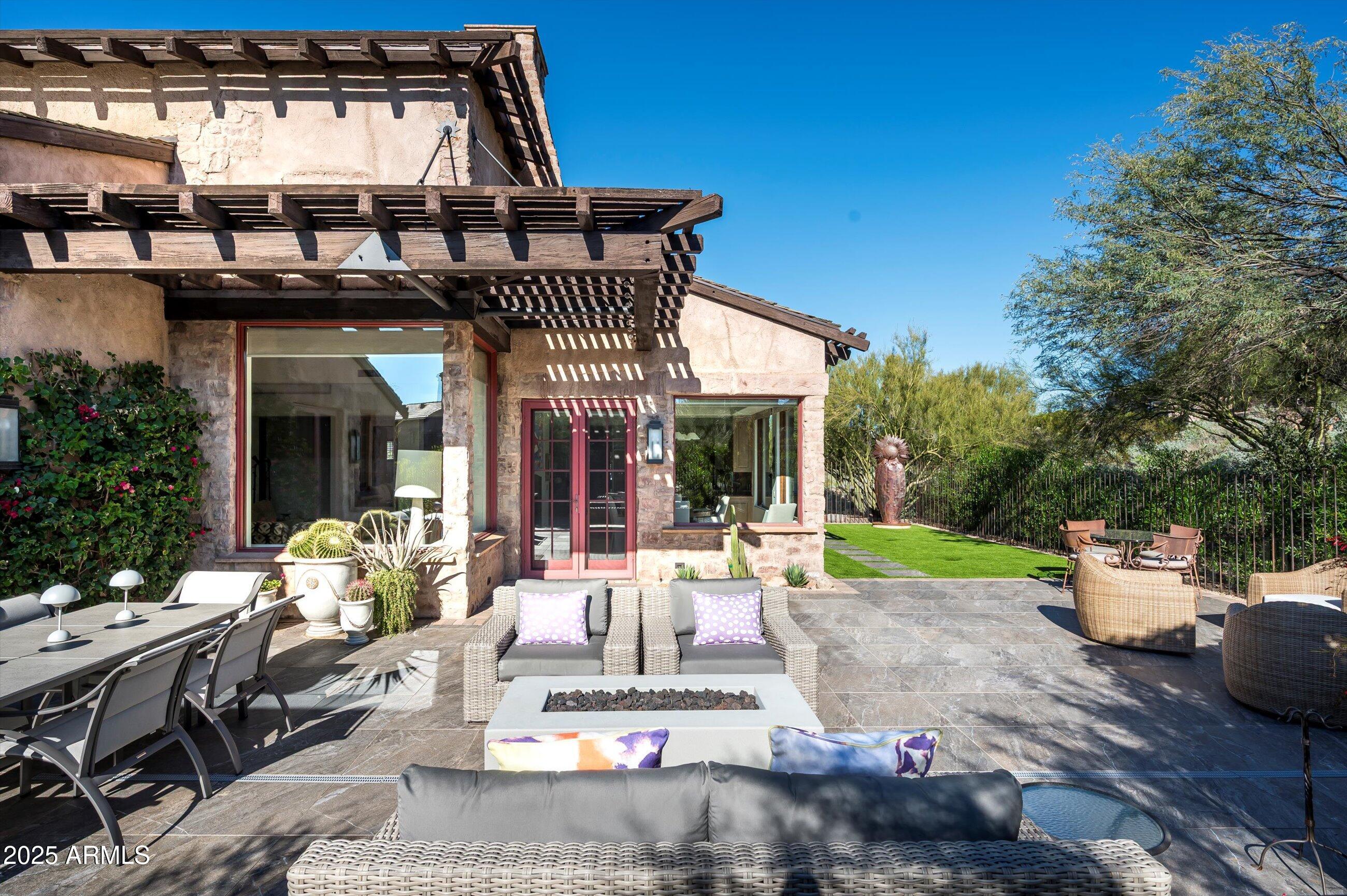 Estancia - Residential