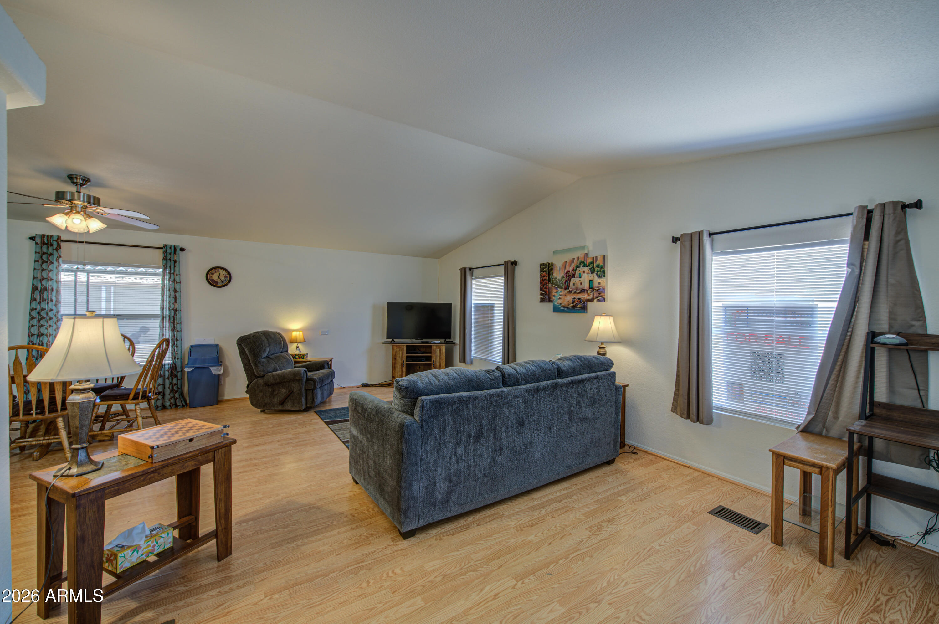 661 S Hawes Road 93