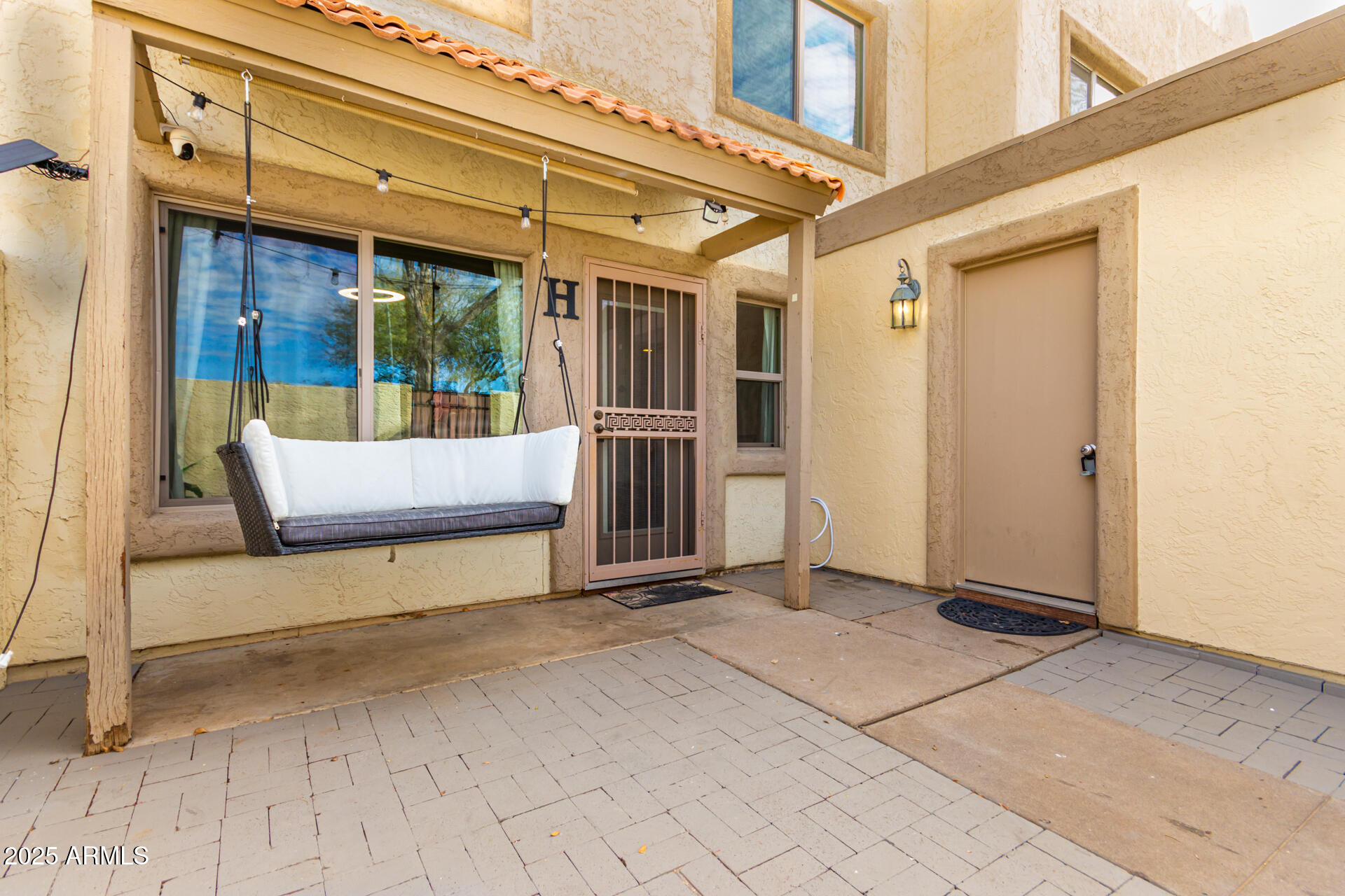 7817 E VALLEY VISTA Drive