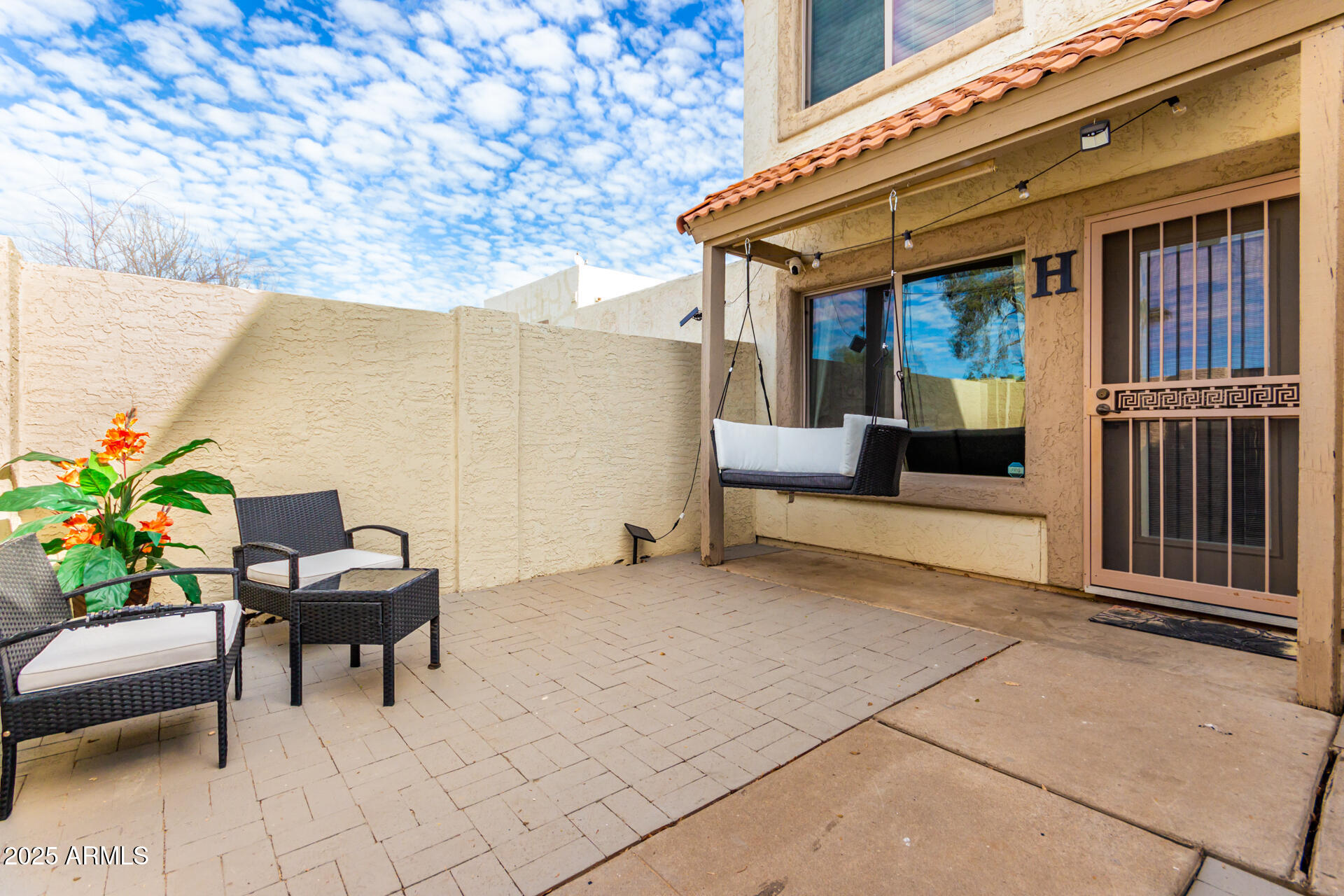 7817 E VALLEY VISTA Drive