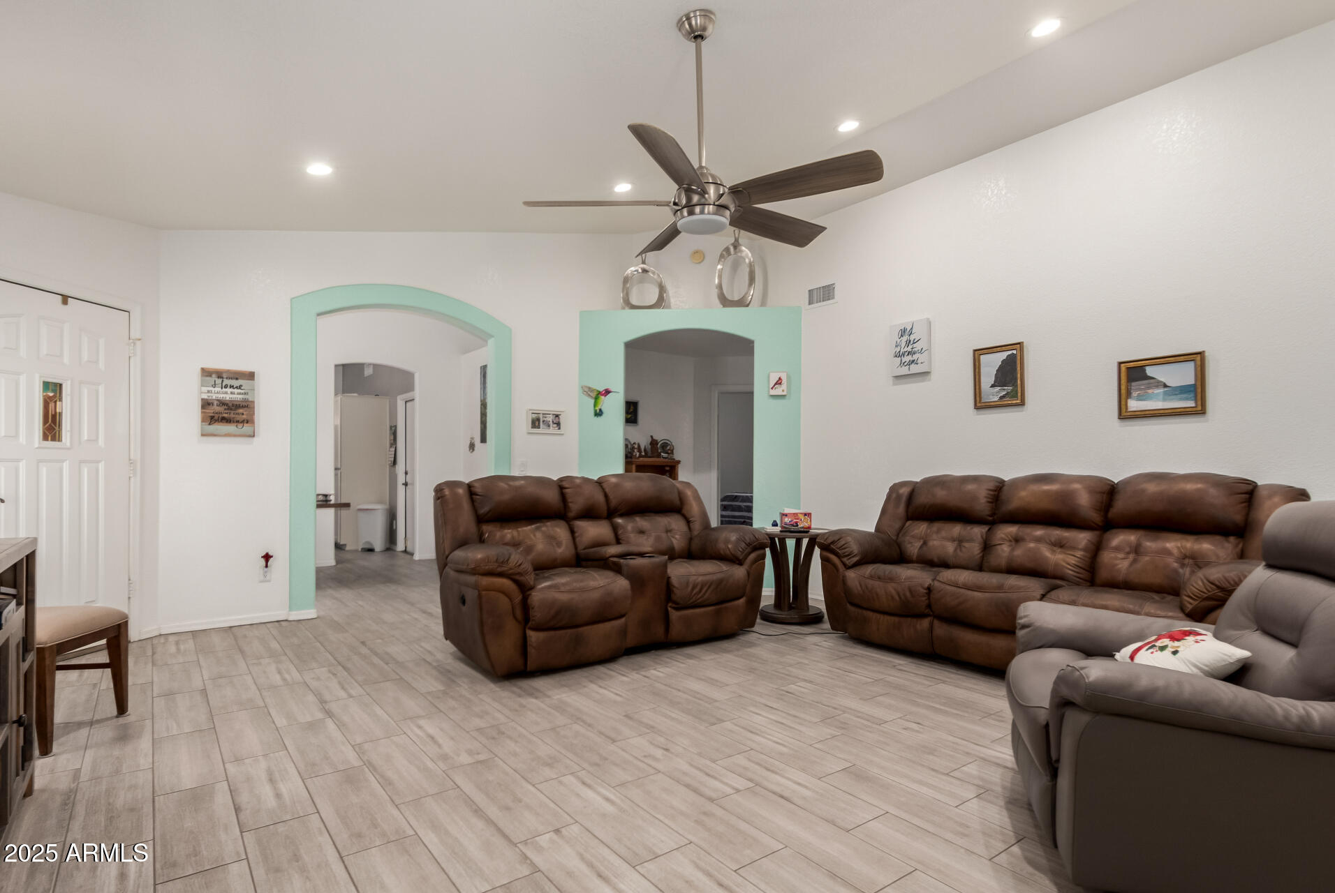 10630 W MOHAWK Lane