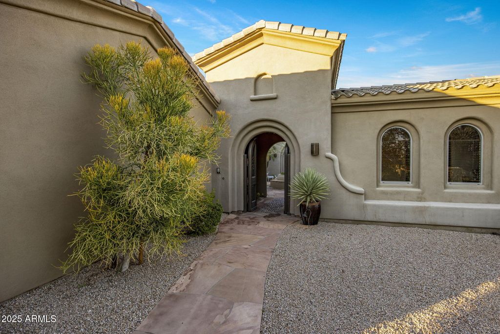 Photo of 6642 E Bent Tree Drive, Scottsdale, AZ 85266 (MLS # 6959895)