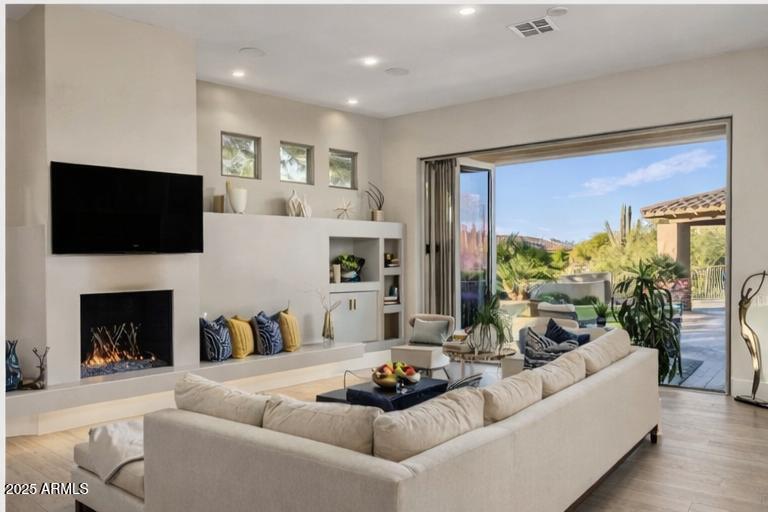 6642 E BENT TREE Drive