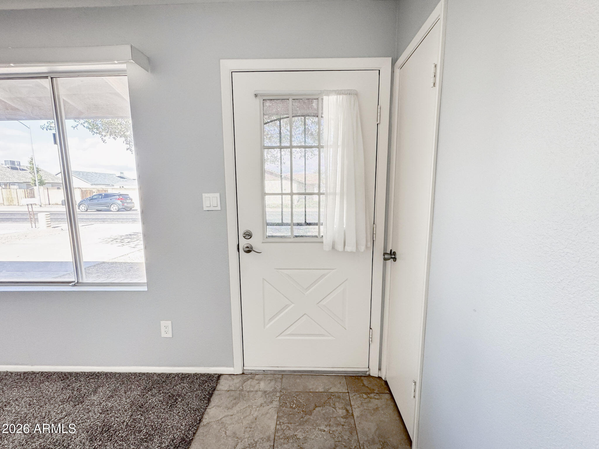 10421 W PUGET Avenue