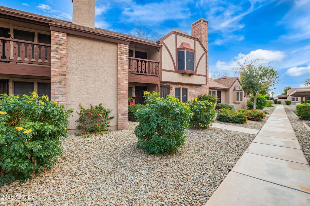 Photo of 8111 W Wacker Road #13, Peoria, AZ 85381 (MLS # 6975449)