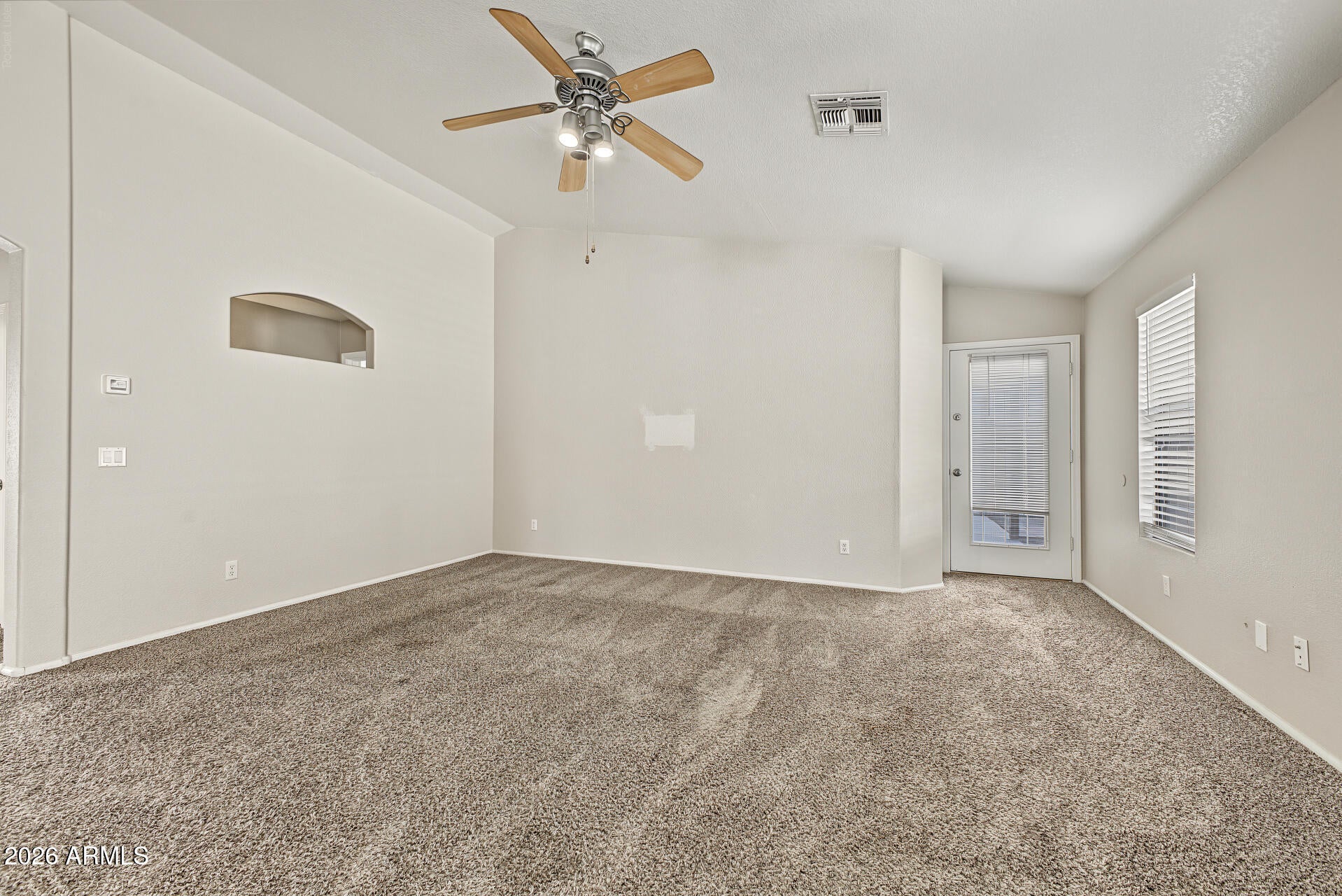 1330 E VERNOA Street