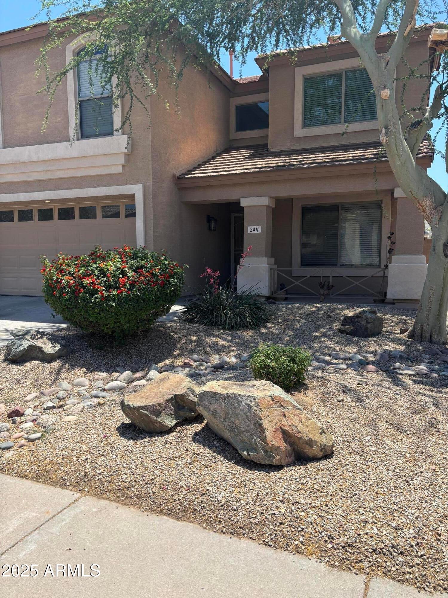 2411 W LUCIA Drive